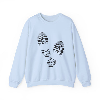 Casual Footprint Crewneck Sweatshirt - Cozy Gift for Nature Lovers, Minimalist Style, Ideal for Fall & Winter, Unisex Fashion