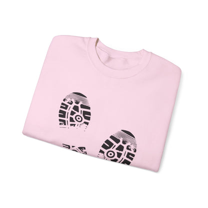 Casual Footprint Crewneck Sweatshirt - Cozy Gift for Nature Lovers, Minimalist Style, Ideal for Fall & Winter, Unisex Fashion