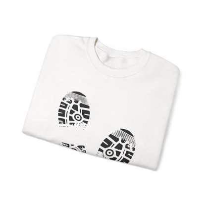 Casual Footprint Crewneck Sweatshirt - Cozy Gift for Nature Lovers, Minimalist Style, Ideal for Fall & Winter, Unisex Fashion